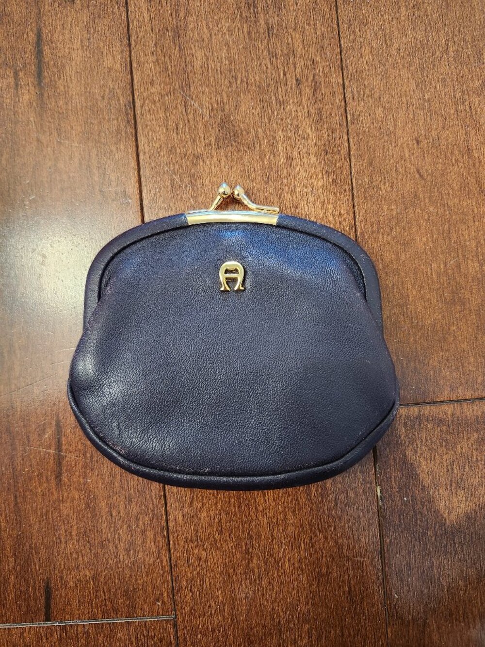 Etienne Aigner kisslock coin purse